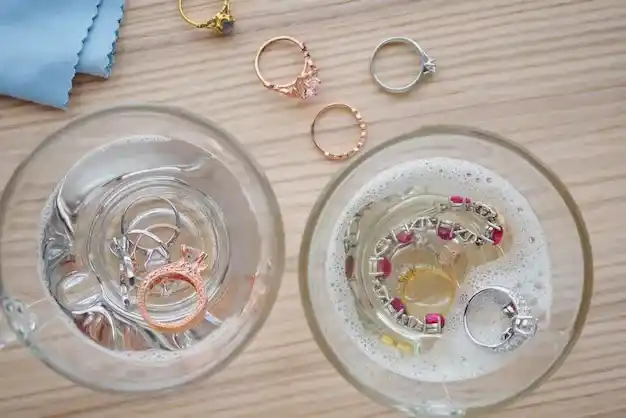 como-limpiar-un-anillo-de-oro